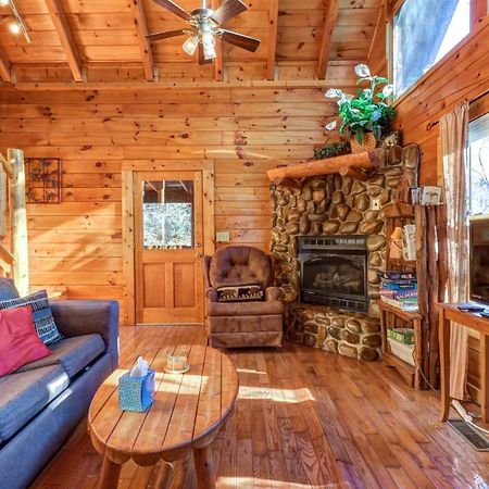 Sugar Bear Cabin Sevierville Esterno foto